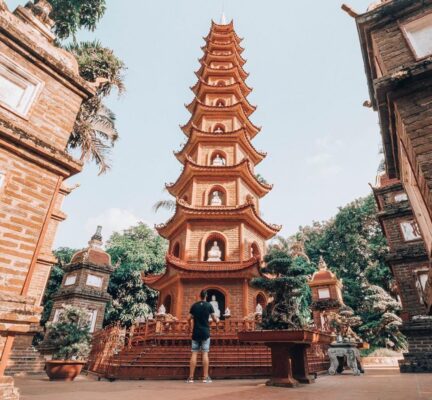 Tran Quoc pagoda - Ha Noi