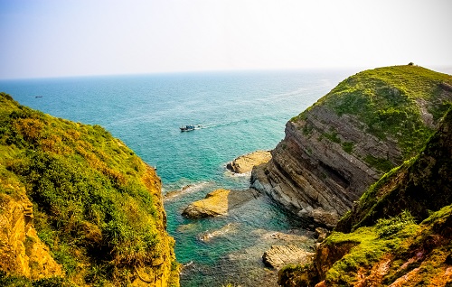 Mong Rong reef. Photo: Trung Jone