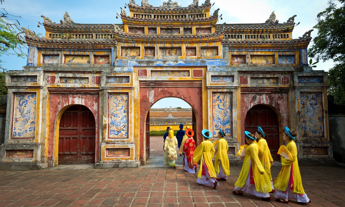 Entering the Imperial city, Hue (Shutterstock.com)